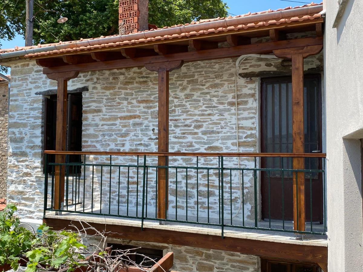 Xinovrissi Studios Xinovrisi Bagian luar foto