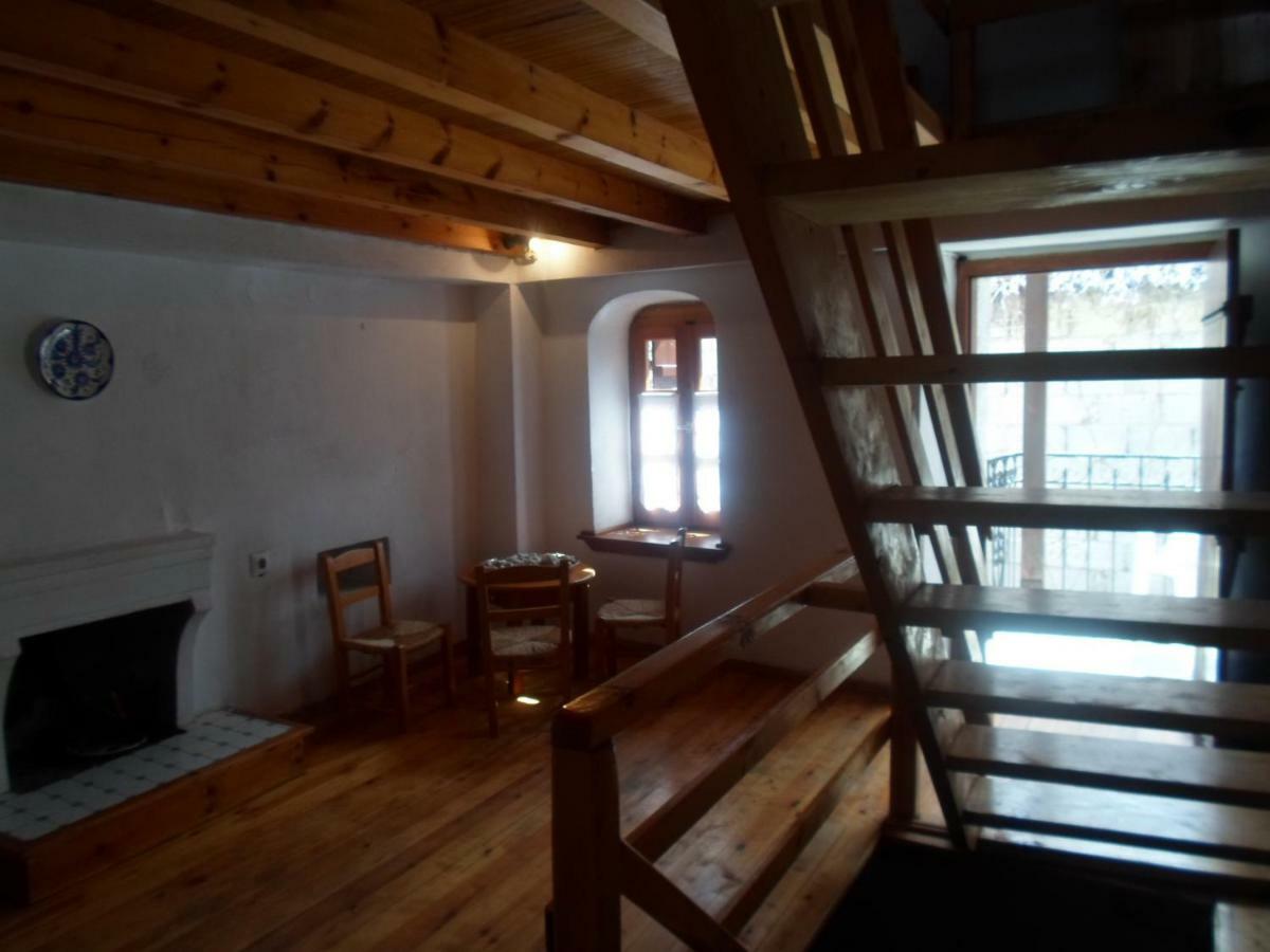 Xinovrissi Studios Xinovrisi Bagian luar foto